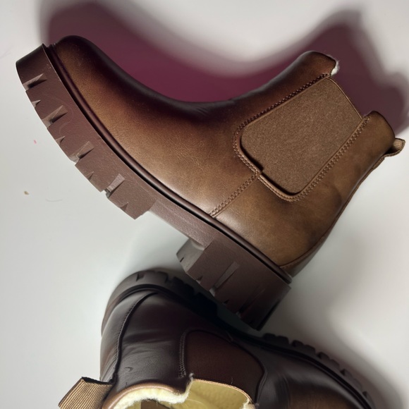 Brown Boots - Picture 3 of 3